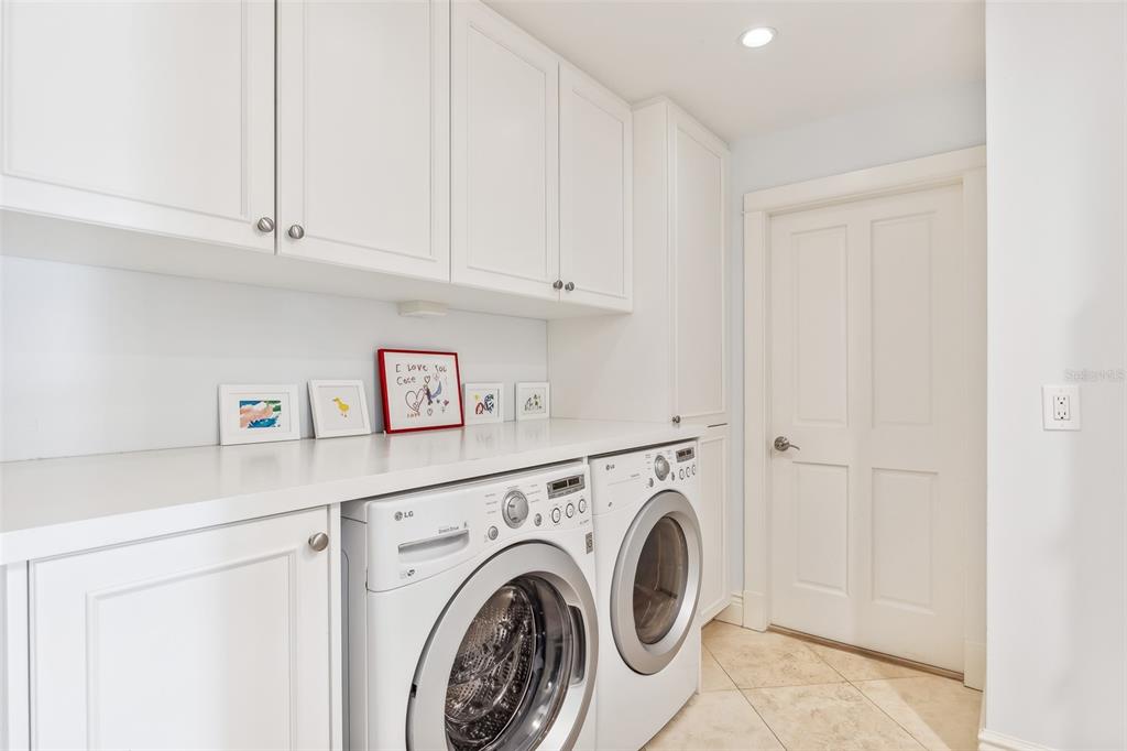 160 Sheep Shank Court Boca Grande, FL 33921 - Photo 26 of 36 a view of washer and dryer