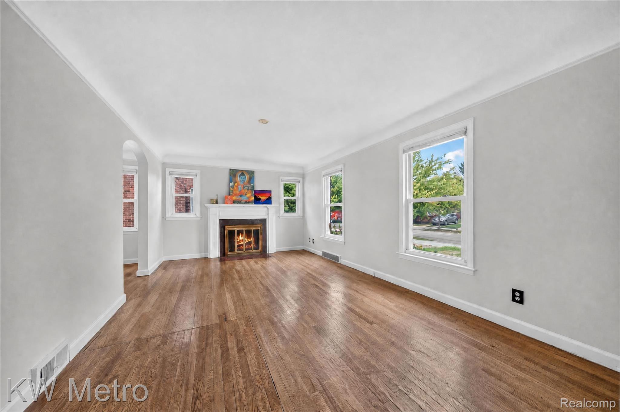 5737 Harvard Road Detroit, MI 48224 - Photo 4 of 25 DSC02030.jpg