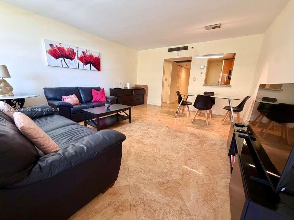 100 Lincoln Road, Unit 534 Miami Beach, FL 33139 - Photo 2 of 12