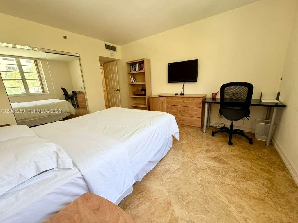 100 Lincoln Road, Unit 534 Miami Beach, FL 33139 - Photo 6 of 12