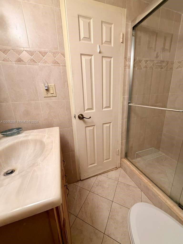 100 Lincoln Road, Unit 534 Miami Beach, FL 33139 - Photo 9 of 12
