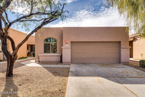 $349,000 | 5541 North Silver Stream Way, Tucson, AZ 85704