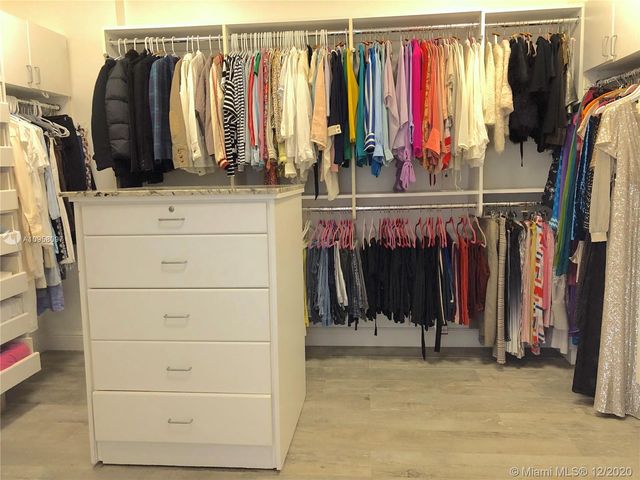 $950,000 | 3801 Northeast 207th Street, Unit 25BS, Aventura, FL 33180