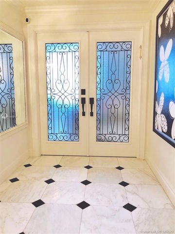 $950,000 | 3801 Northeast 207th Street, Unit 25BS, Aventura, FL 33180