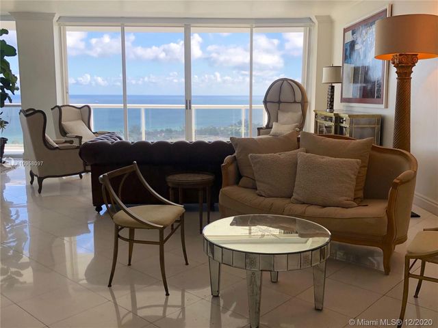 $950,000 | 3801 Northeast 207th Street, Unit 25BS, Aventura, FL 33180
