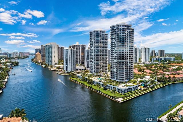 $950,000 | 3801 Northeast 207th Street, Unit 25BS, Aventura, FL 33180