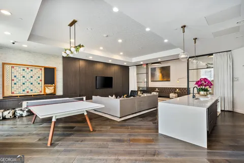 $325,000 | 325 East Paces Ferry Road Northeast, Unit 1206, Atlanta, GA 30305