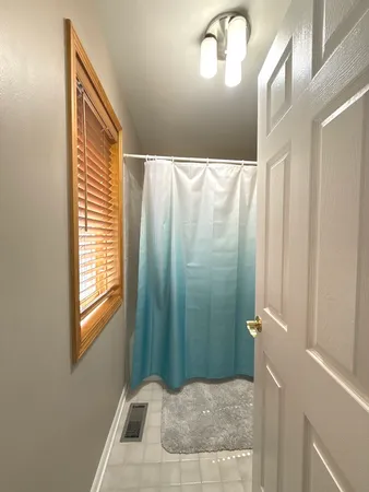 $665,000 | 886 Saugatuck Trail, Vernon Hills, IL 60061