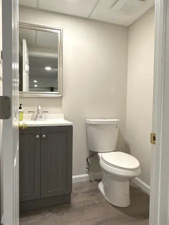 $665,000 | 886 Saugatuck Trail, Vernon Hills, IL 60061