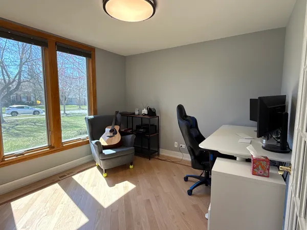 $665,000 | 886 Saugatuck Trail, Vernon Hills, IL 60061