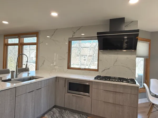 $665,000 | 886 Saugatuck Trail, Vernon Hills, IL 60061