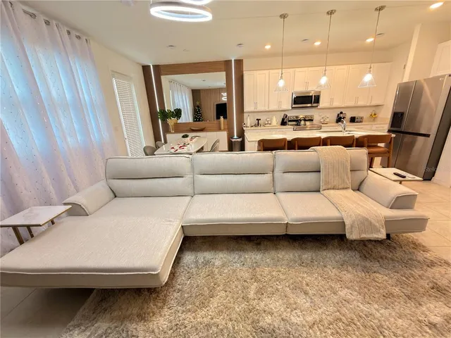 $490,000 | 646 Longboat Drive, Unit 646, Davenport, FL 33896