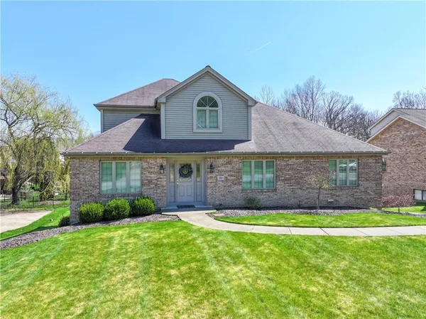 $625,000 | 2011 Fortune Court, Bridgeville, PA 15017
