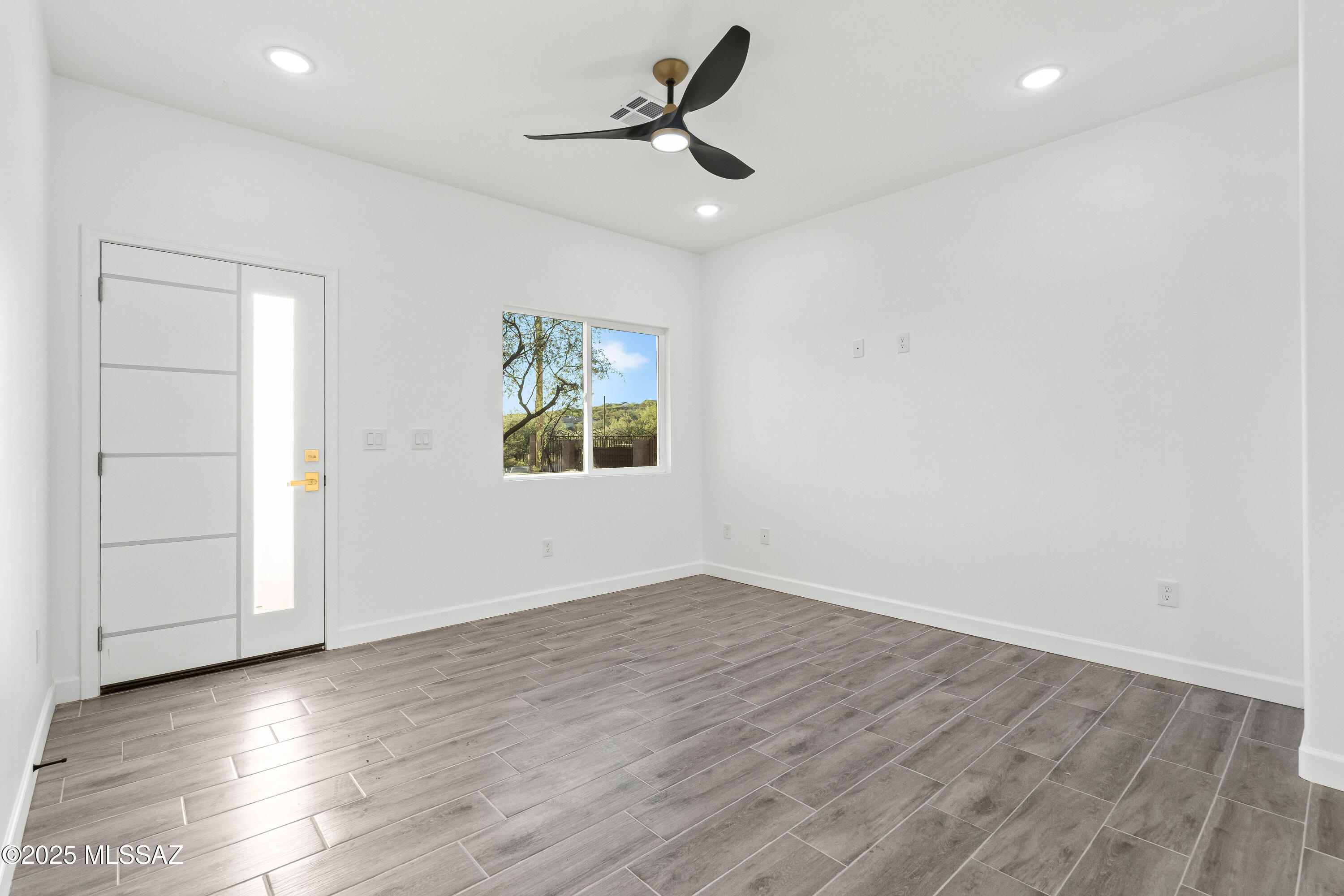1845 Rosalia Court Rio Rico, AZ 85648 - Photo 5 of 31