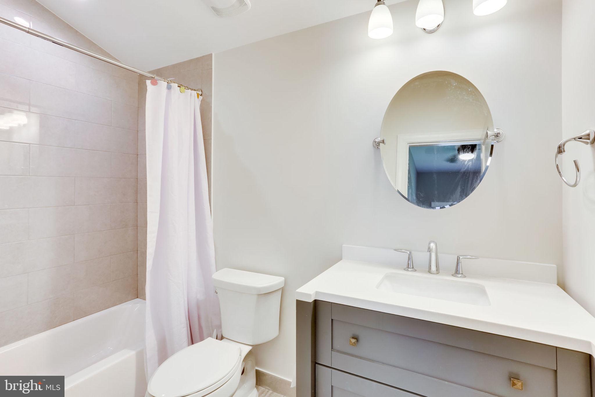 6920 Mt Daniel Drive Falls Church, VA 22046 - Photo 25 of 34 Loft Room Bathroom