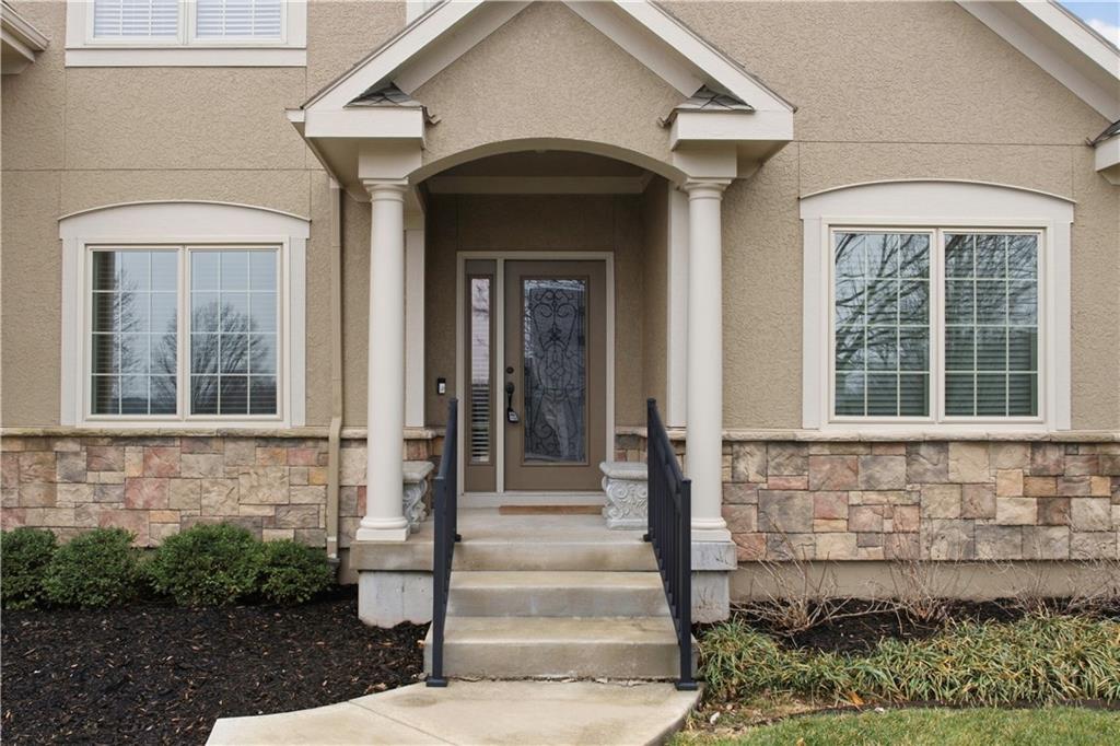 1559 Brompton Lane Raymore, MO 64083 - Photo 5 of 79