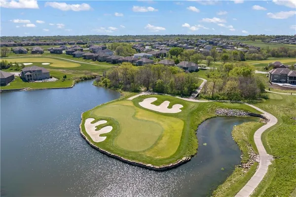 $699,900 | 1559 Brompton Lane, Raymore, MO 64083