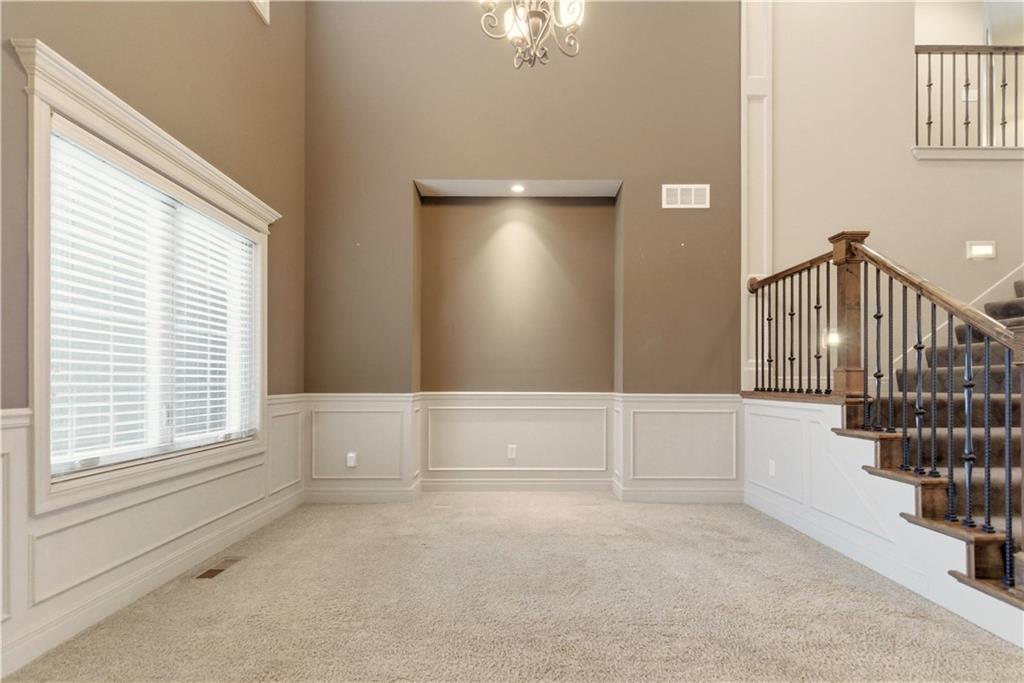 1559 Brompton Lane Raymore, MO 64083 - Photo 9 of 79