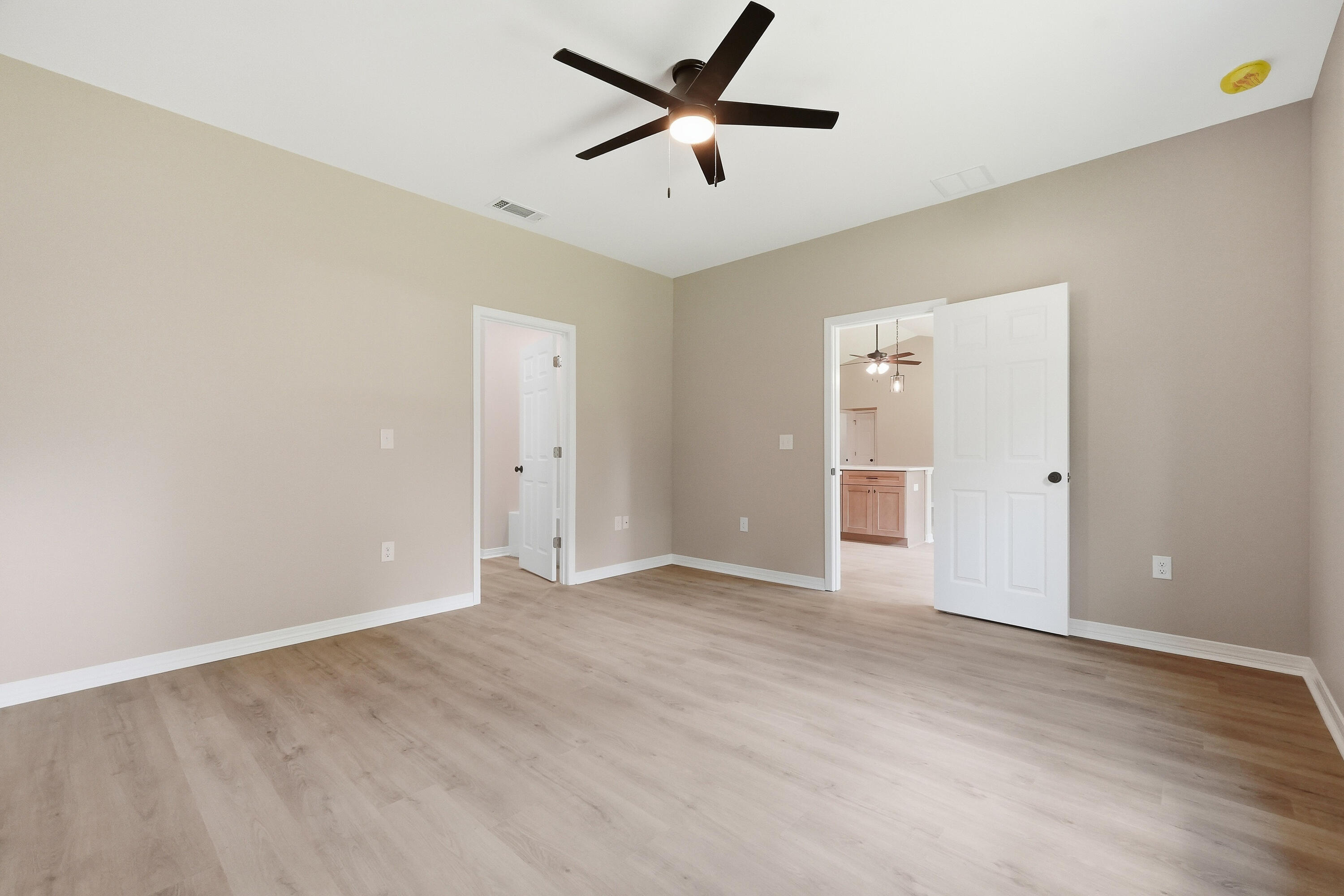 6142 Clover Street Crestview, FL 32539 - Photo 32 of 54 6142 clover st-30