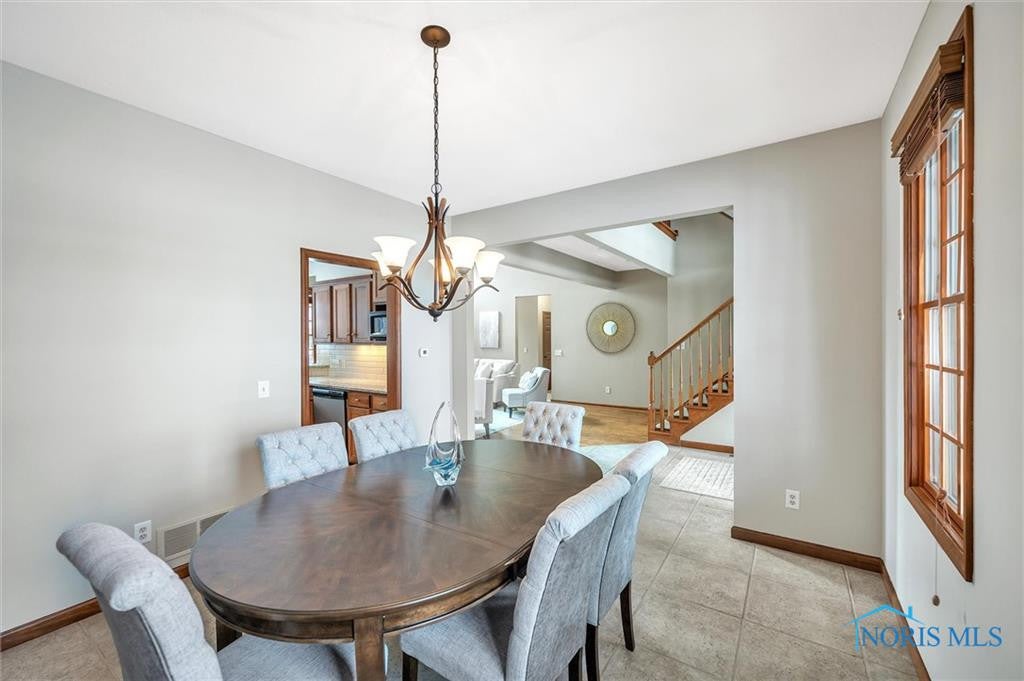 7883 Chestnut Ridge Maumee, OH 43537 - Photo 8 of 50 Gallery Image 8