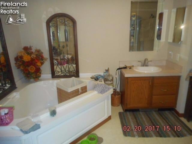 2283 Graham Road Willard, OH 44890 - Photo 5 of 8 Gallery Image 5