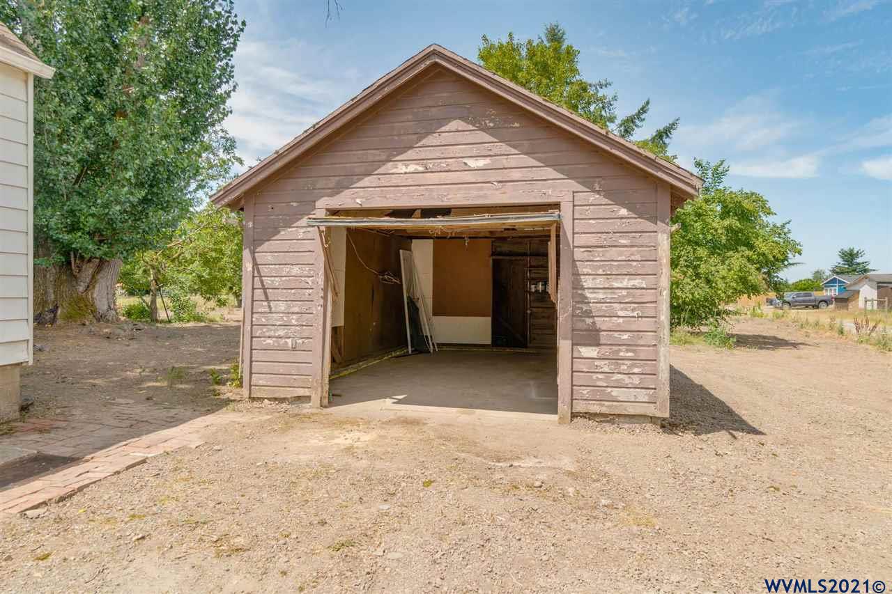 13373 Marlatt Road South Jefferson, OR 97352 - Photo 31 of 37