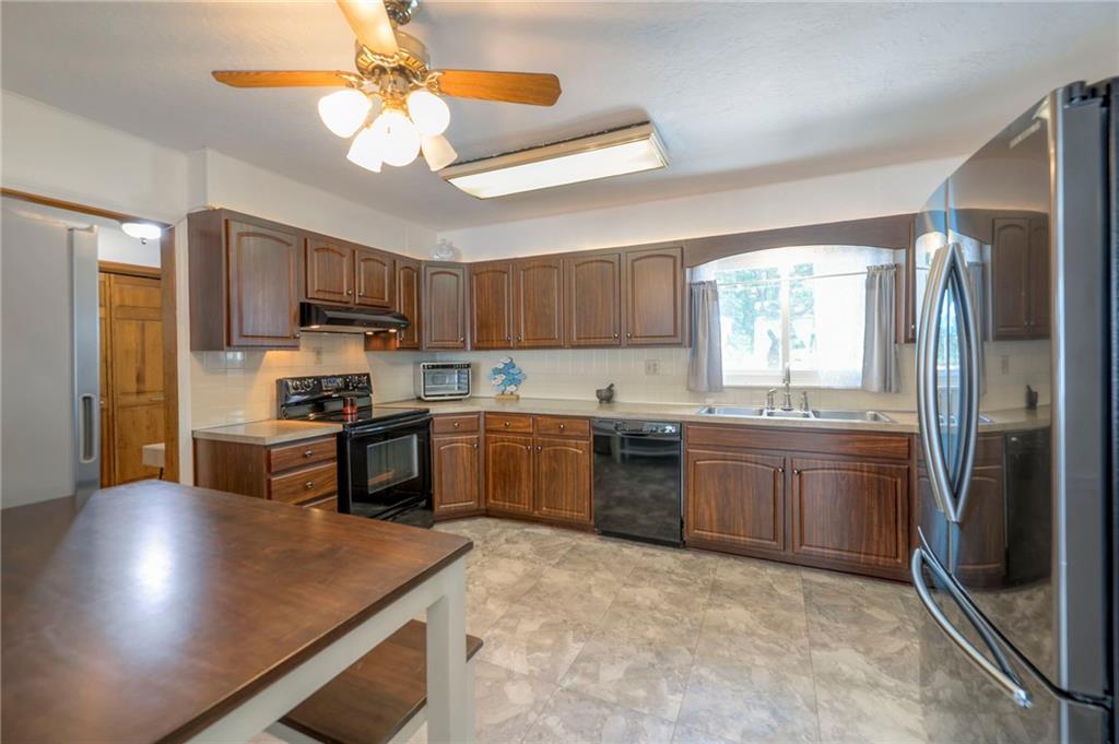 6215 Longview Road Kansas City, MO 64134 - Photo 16 of 40