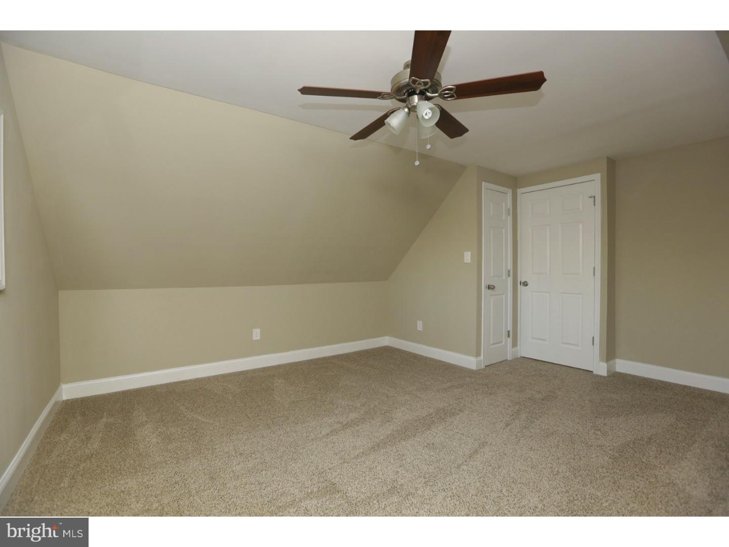 4 Verdant Road Levittown, PA 19057 - Photo 21 of 25