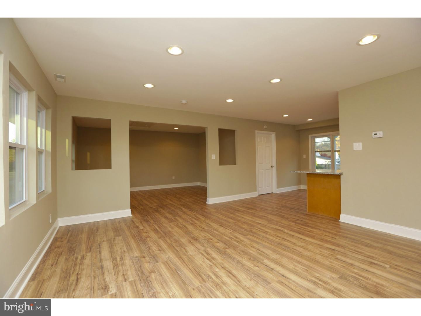 4 Verdant Road Levittown, PA 19057 - Photo 4 of 25