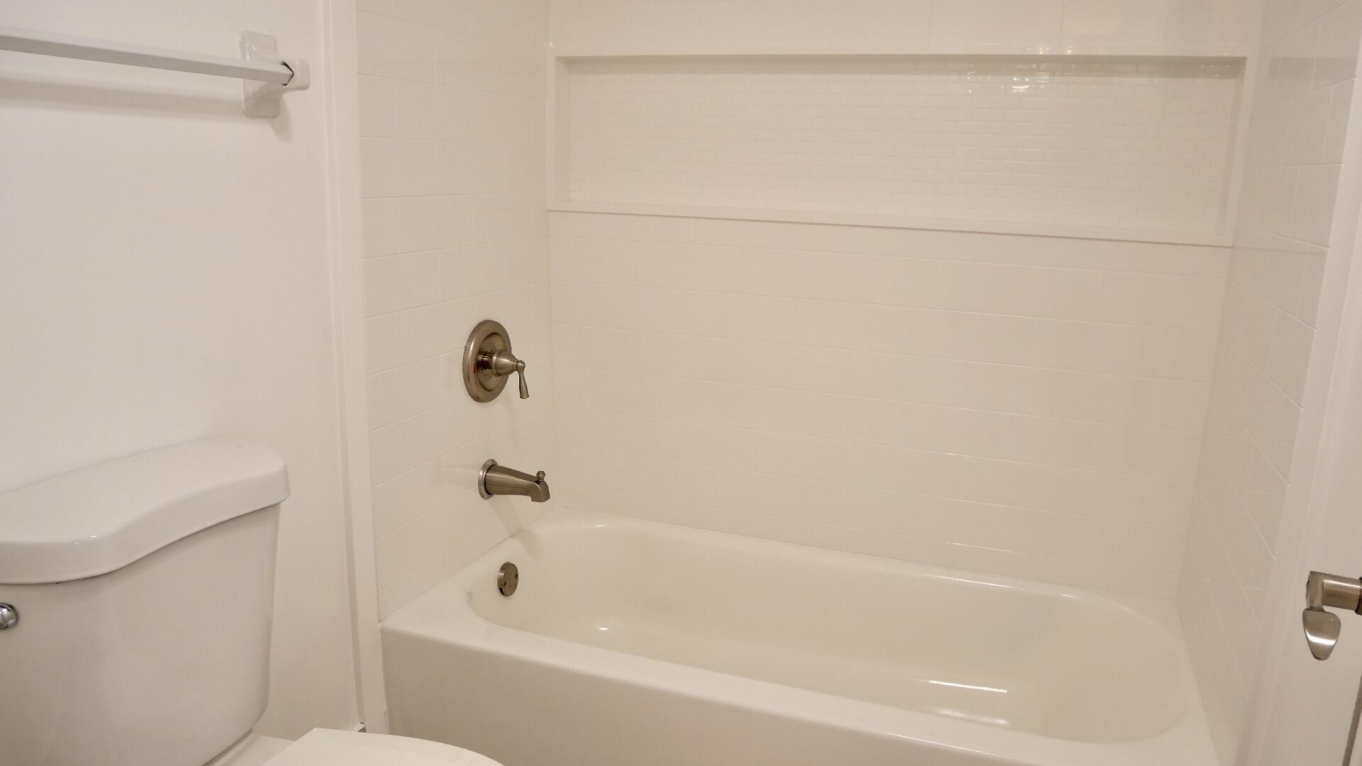 13638 Vía Flora, Unit D Delray Beach, FL 33484 - Photo 22 of 27 P1011200