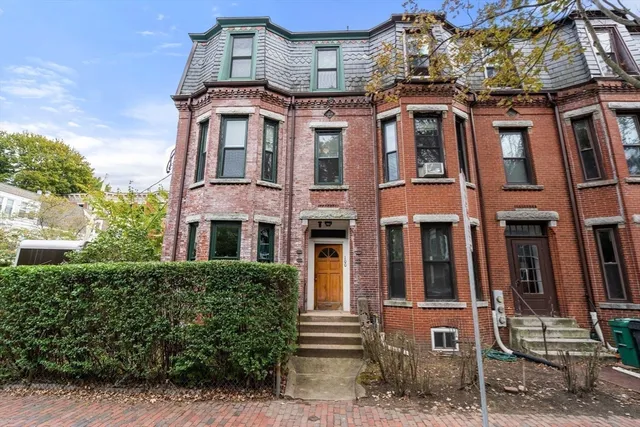 $579,000 | 100 Magazine Street, Unit 2, Cambridge, MA 02139