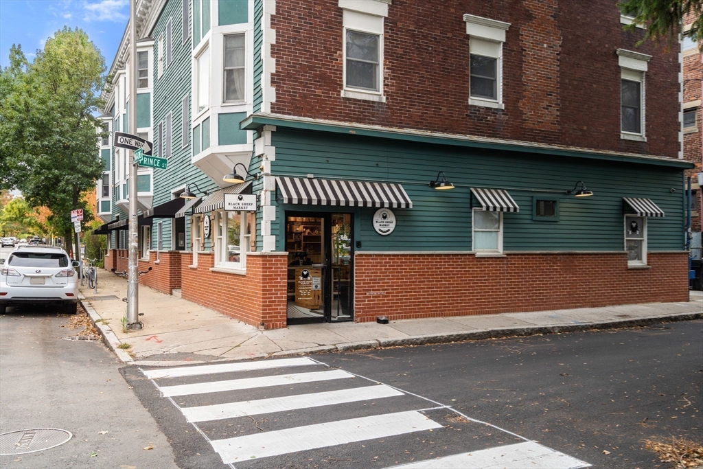 100 Magazine Street, Unit 2 Cambridge, MA 02139 - Photo 15 of 15 a view of a building with a street