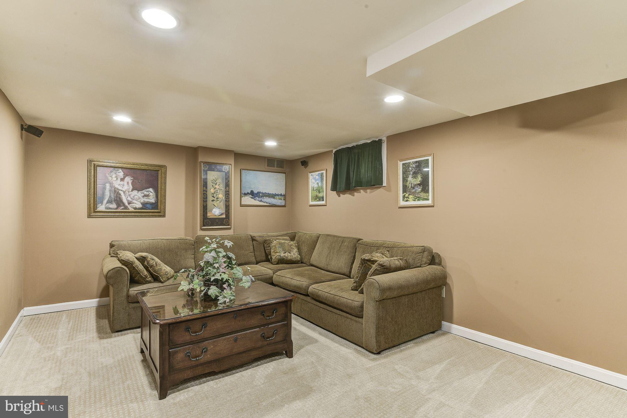 201 Baden Street Silver Spring, MD 20901 - Photo 33 of 42 Gallery Image 33