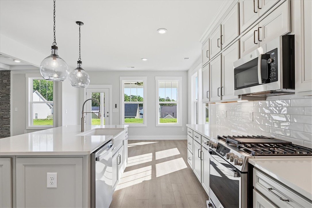 511 Grasshopper Court Anderson, SC 29621 - Photo 8 of 46