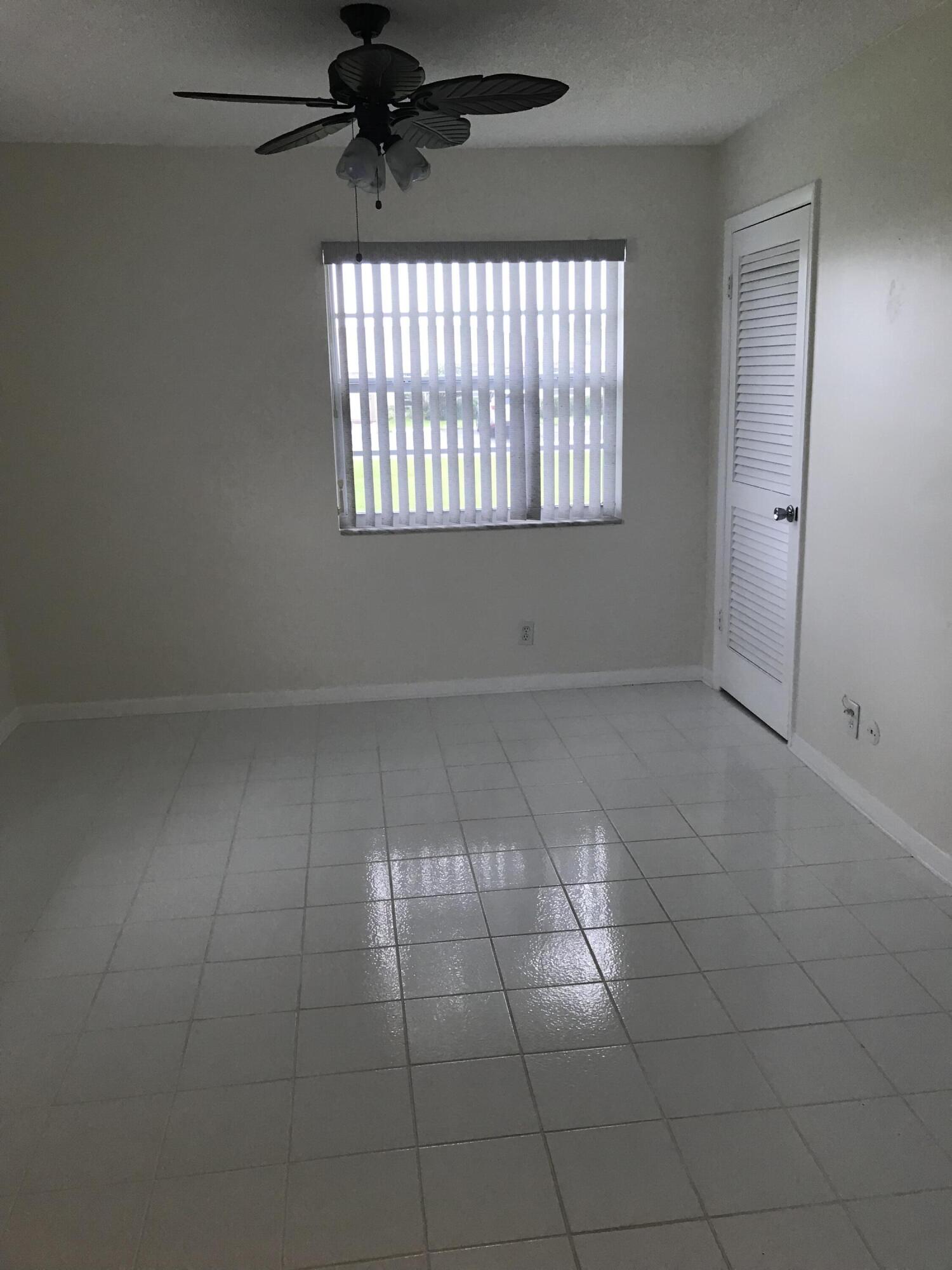8908 Belle Aire Court Boca Raton, FL 33433 - Photo 11 of 15 FC890A77-4E1D-42B4-9A24-8D3113553EFB