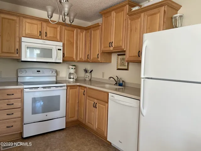 $1,400 | 207 Foxkroft Drive, Jackson Springs, NC 27281