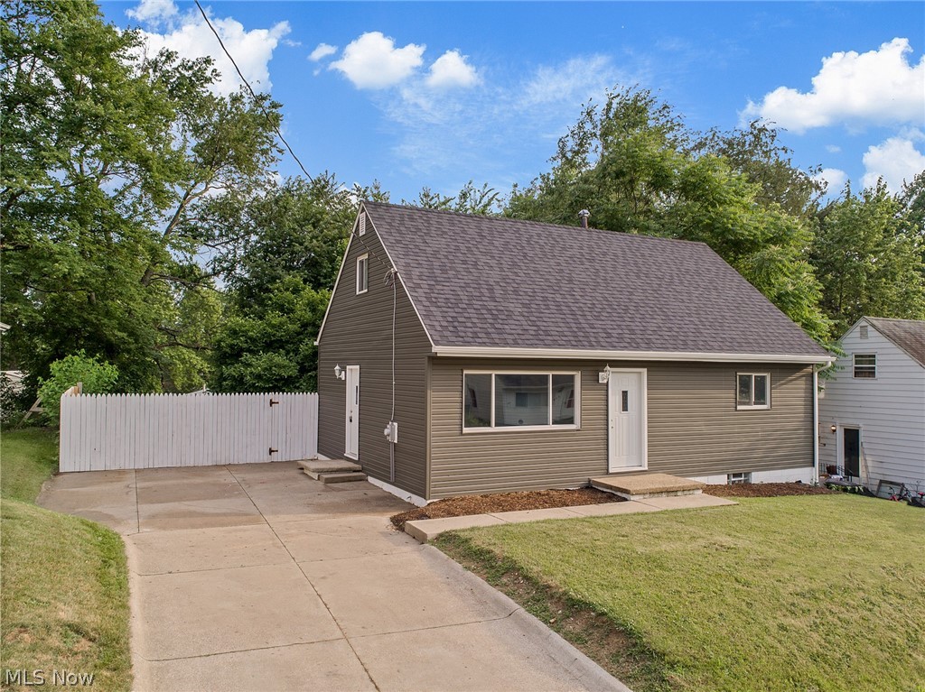 720 Belden Avenue Akron, OH 44310 - Photo 1 of 33 Gallery Image 1