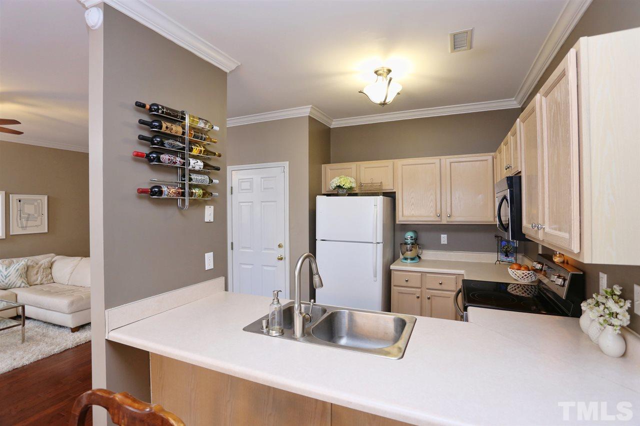 200 Reedhaven Drive Cary, NC 27513 - Photo 12 of 25 Gallery Image 12