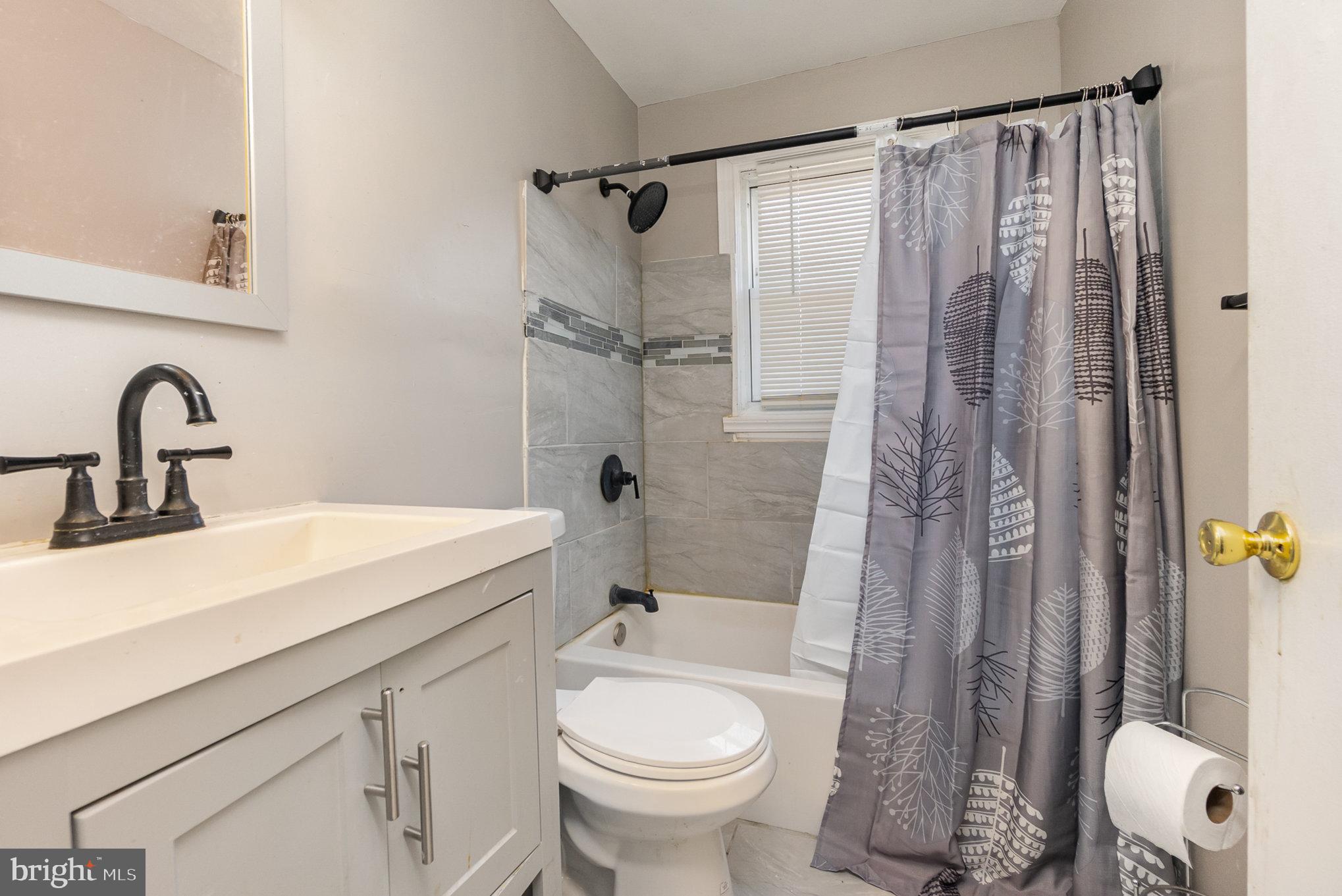 2252 Graythorn Road Middle River, MD 21220 - Photo 11 of 30