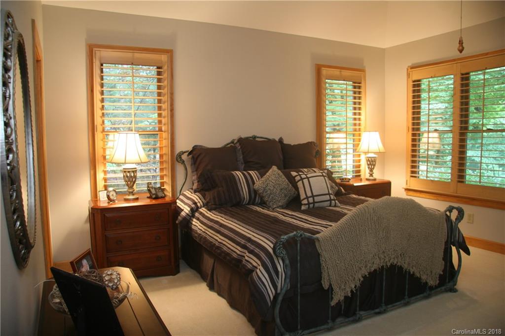 44 Two Ponds Road Sapphire, NC 28774 - Photo 12 of 22 Gallery Image 12
