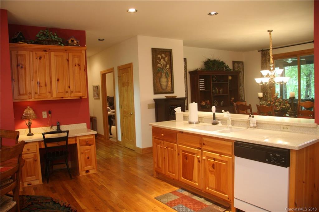 44 Two Ponds Road Sapphire, NC 28774 - Photo 10 of 22 Gallery Image 10