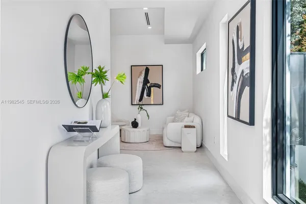 $8,750 | 2937 Southwest 21st Street, Unit 1, Miami, FL 33145