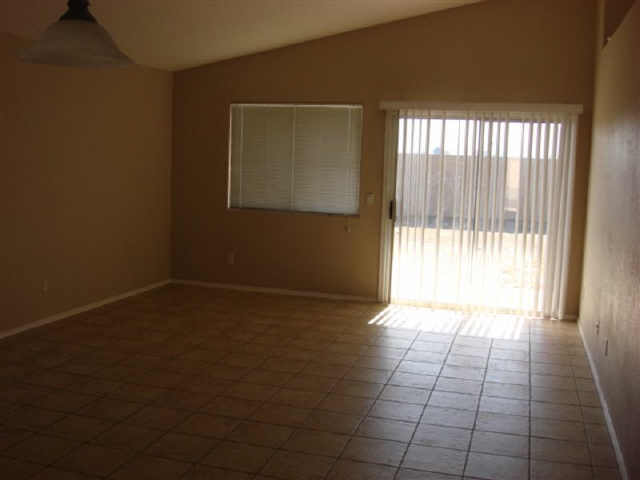 3331 West Maldonado Road Phoenix, AZ 85041 - Photo 4 of 6 Additional Photo