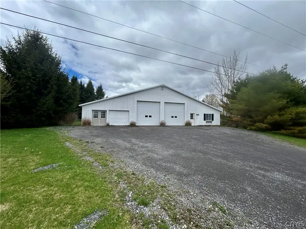 $279,900 | 7229 Madison Street, Sangerfield, NY 13480