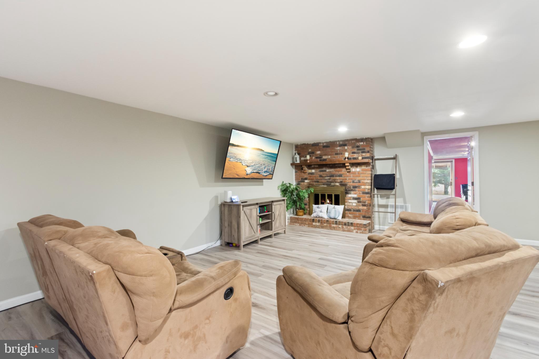 620 South Frizzellburg Road Westminster, MD 21158 - Photo 36 of 64 Cozy living space with modern charm.