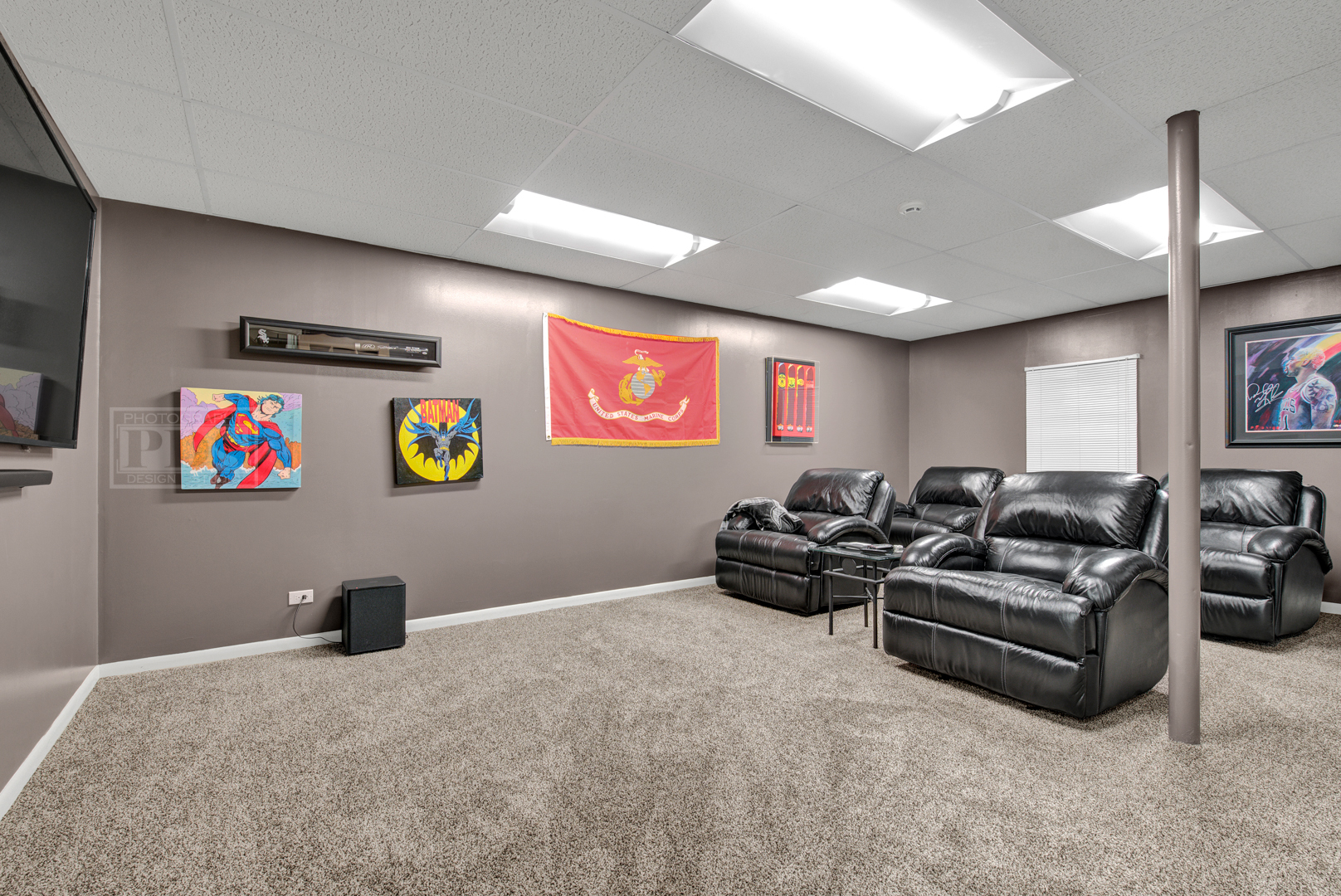 2067 Sheridan Road Buffalo Grove, IL 60089 - Photo 42 of 53 a living room with furniture