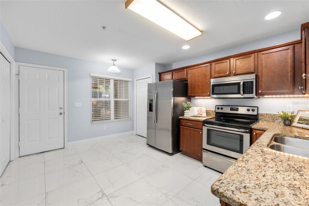 4663 Southwest 48th Drive, Unit 138 Gainesville, FL 32608 - Photo 12 of 18