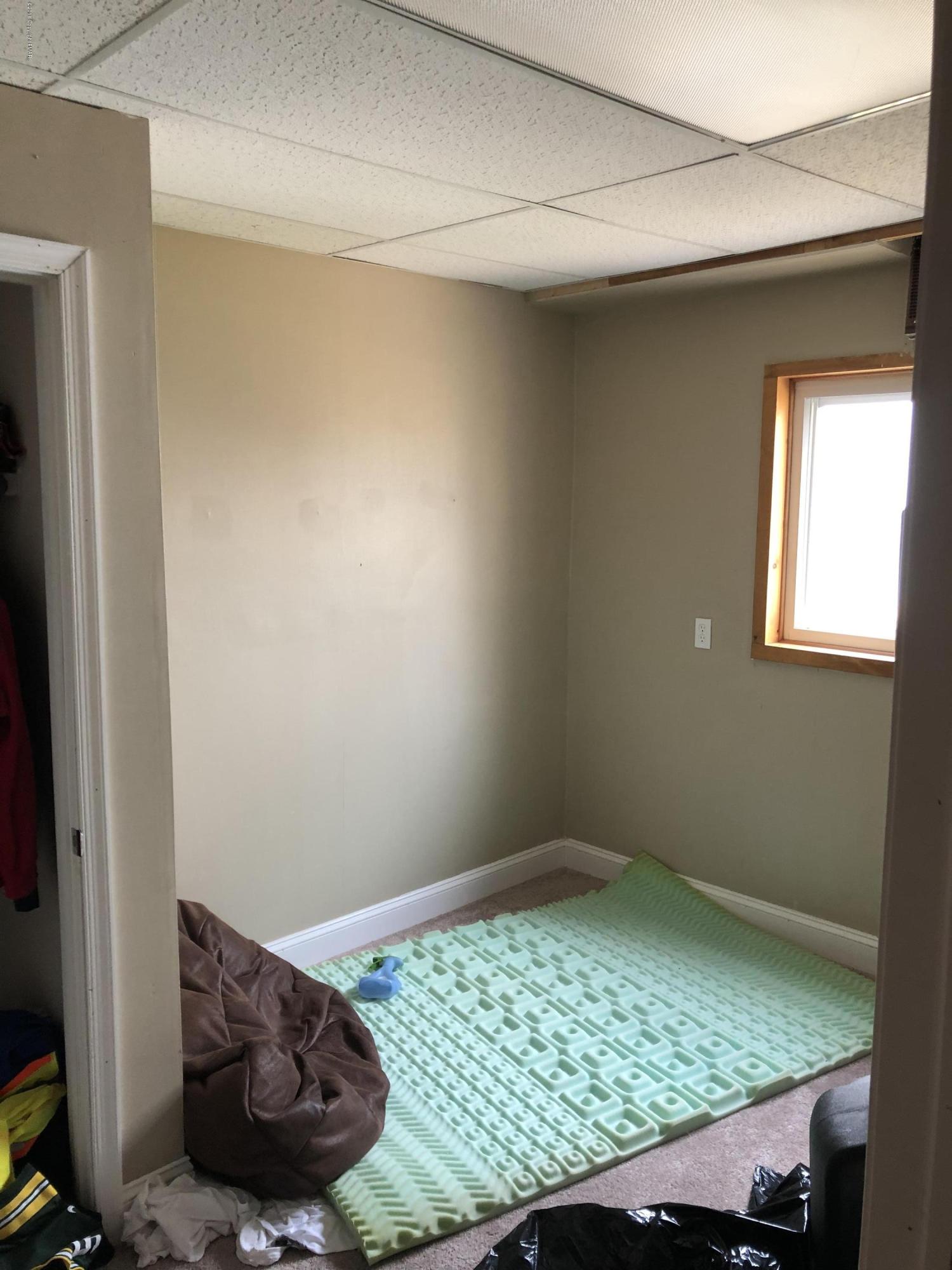 120 Ridgeway Street East Stroudsburg, PA 18301 - Photo 12 of 26 BF05F373-686D-4DD7-A168-E0B14DC99B35