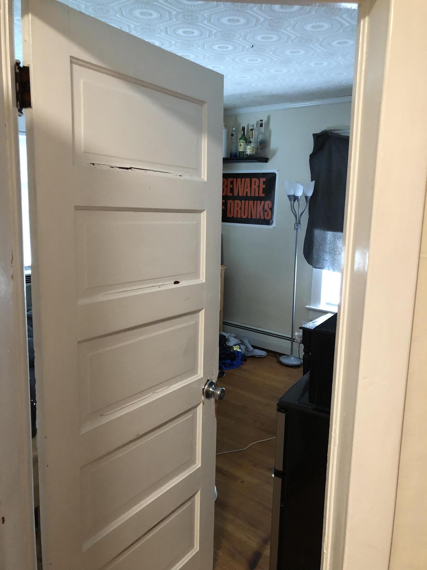 120 Ridgeway Street East Stroudsburg, PA 18301 - Photo 16 of 26 EA270734-DB4E-41B7-A41C-70870E10848F