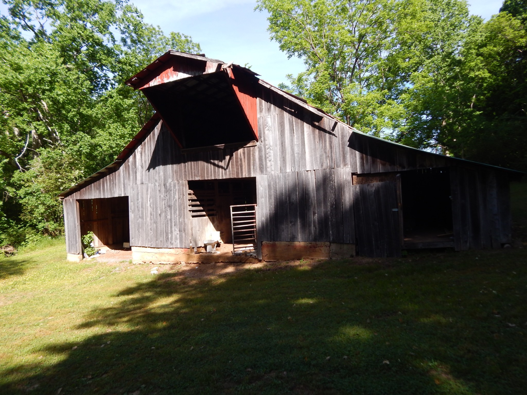1435 Halliburton Road Vanleer, TN 37181 - Photo 17 of 45 Gallery Image 17